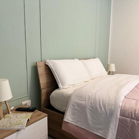 Green House Next - Lovely Apartment For Family And Free Parking 莱维科特尔梅 外观 照片