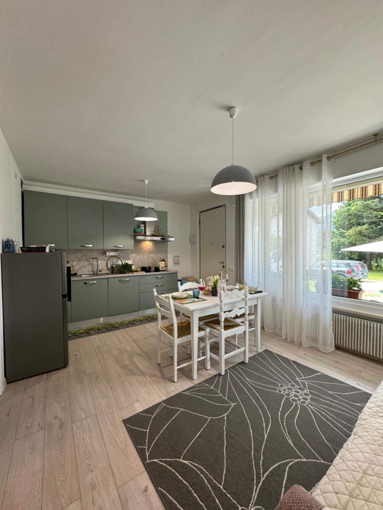Green House Next - Lovely Apartment For Family And Free Parking 莱维科特尔梅 外观 照片