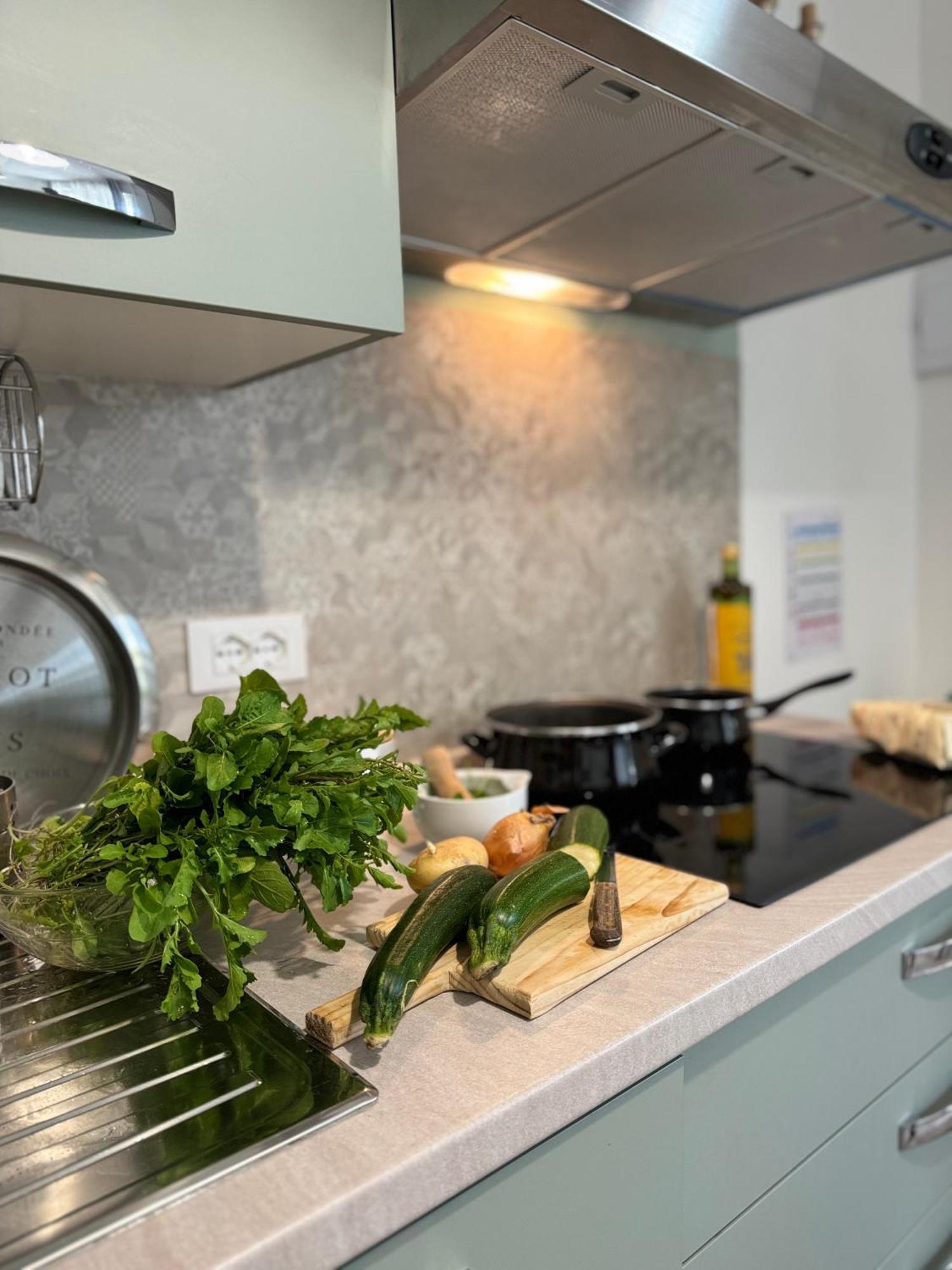 Green House Next - Lovely Apartment For Family And Free Parking 莱维科特尔梅 外观 照片