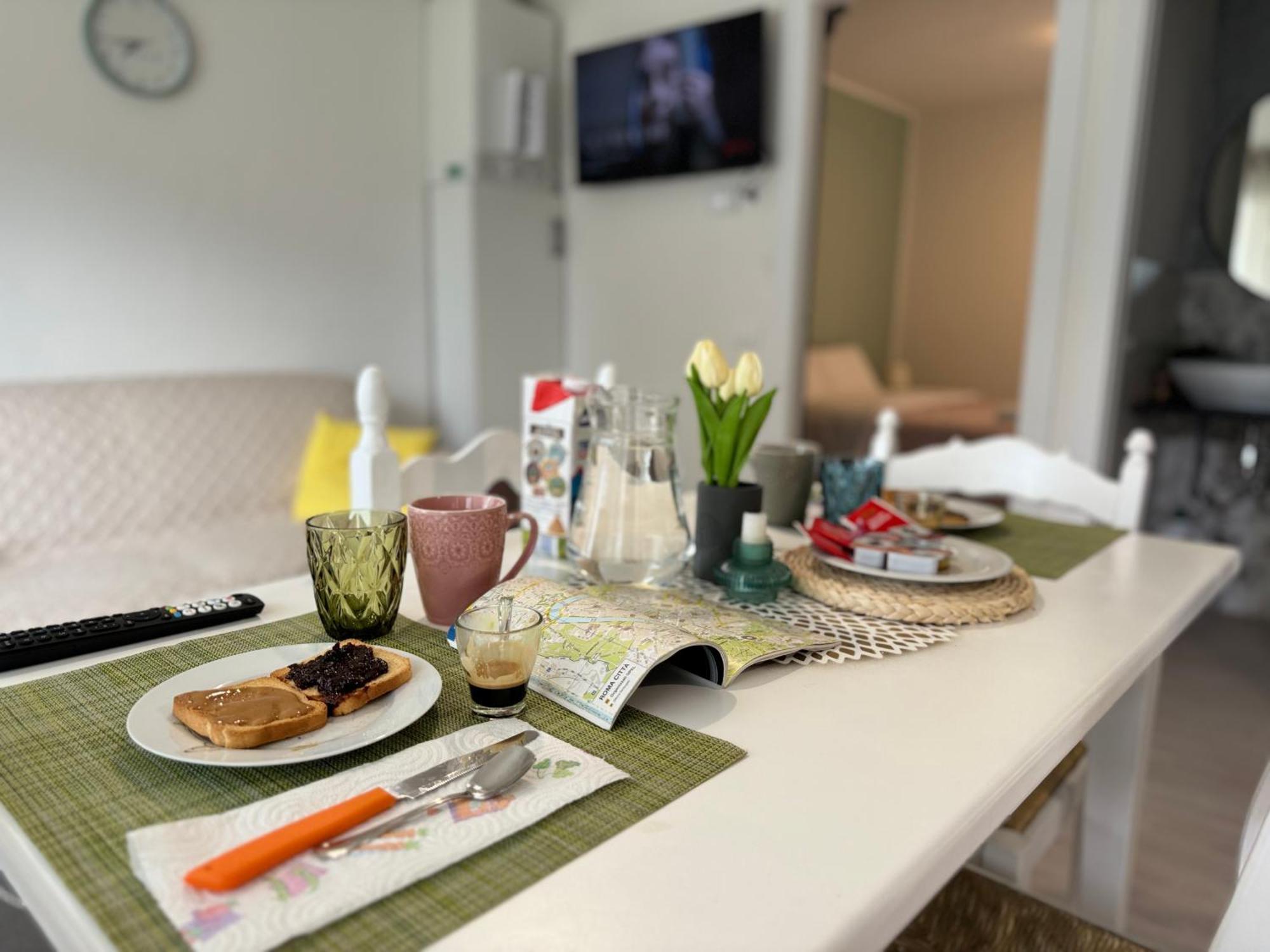 Green House Next - Lovely Apartment For Family And Free Parking 莱维科特尔梅 外观 照片